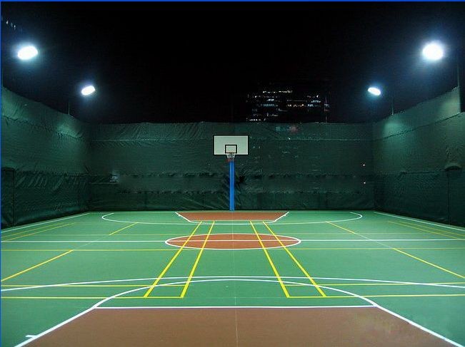 楼顶篮球场 楼顶篮球场